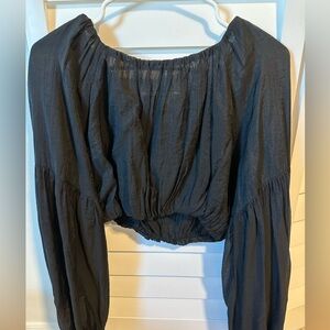 Long sleeve crop top size small